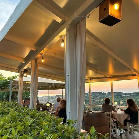 Del Conte Farm stay